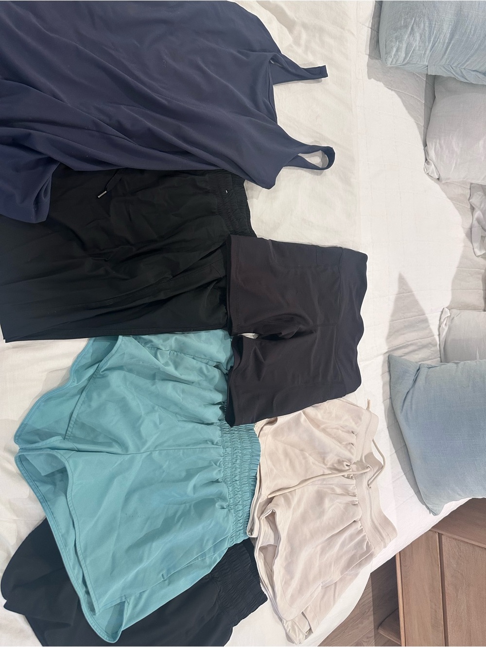 Old navy active wear bundle size medium
